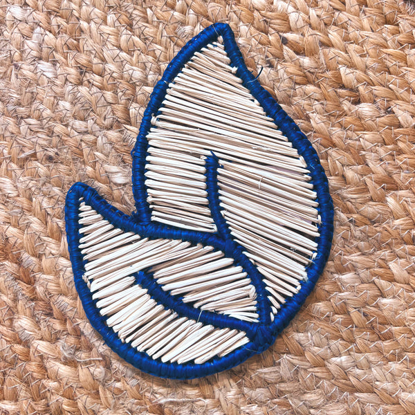 MYTO Design Ritual Leaf coaster Natural and Blue