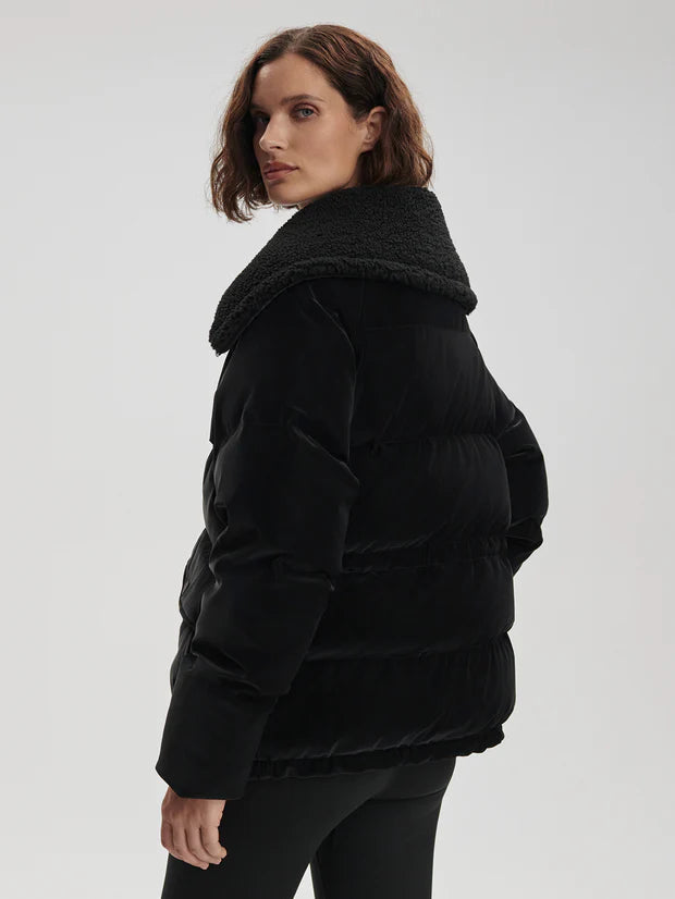 Varley Roseville Down Jacket Black