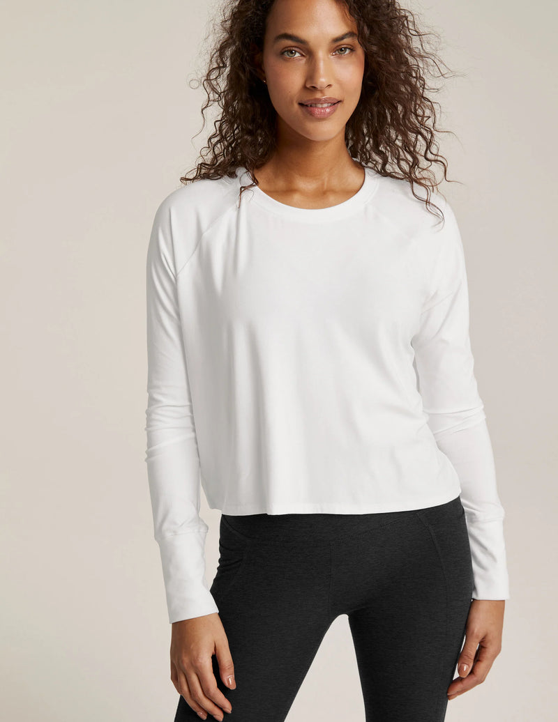 Beyond Yoga Featherweight Daydreamer Pullover Cloud White