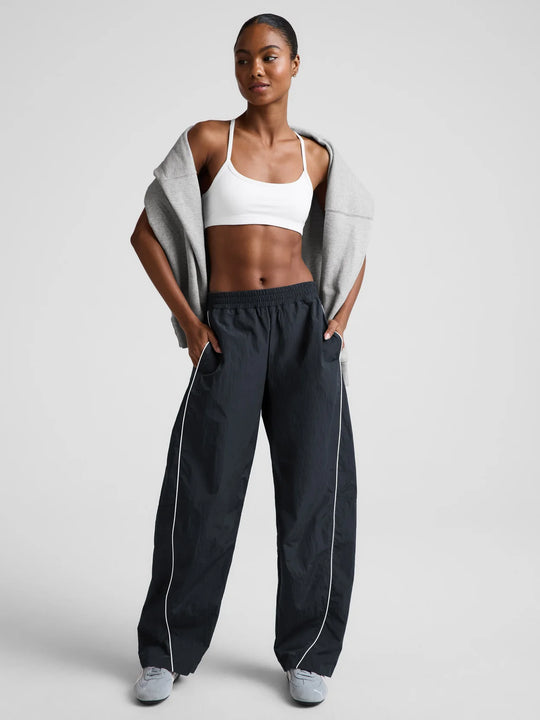 Beyond Yoga Limitless Mid Rise Barrel Leg Pant Nocturnal Navy