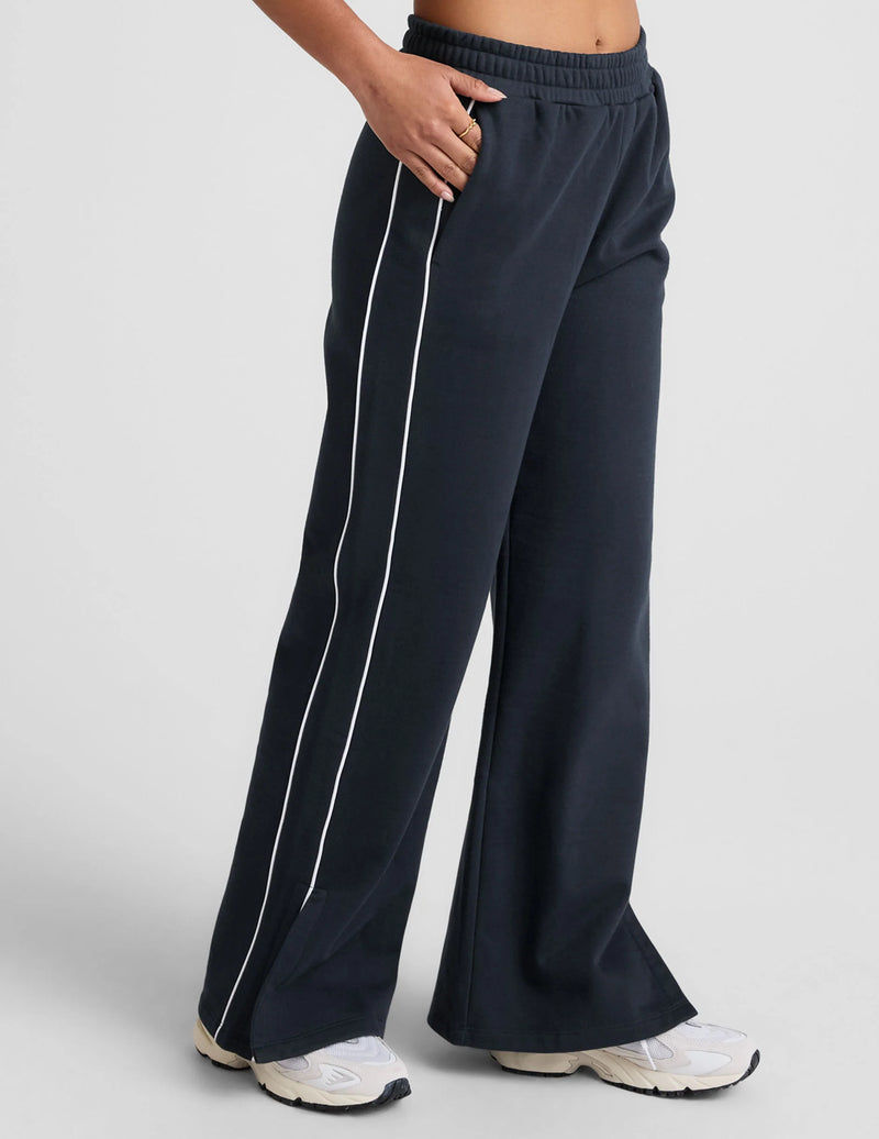 Beyond Yoga Luxefleece Piper Wide Leg Pant Nocturnal Navy