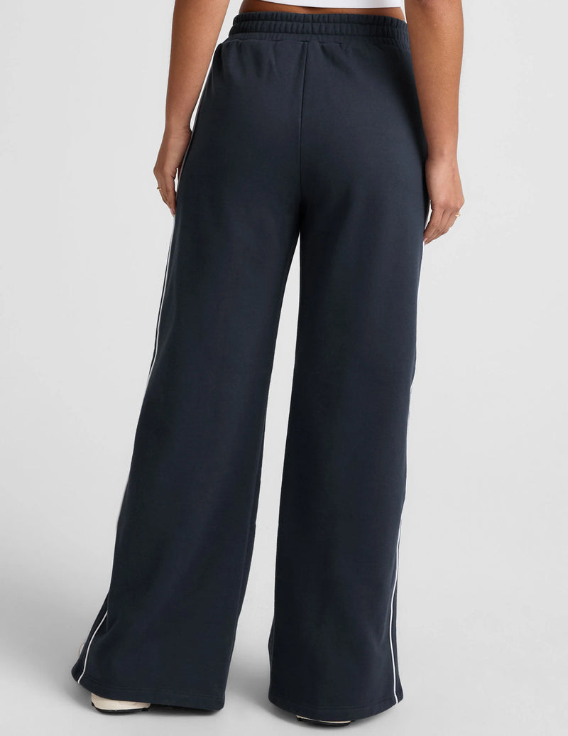 Beyond Yoga Luxefleece Piper Wide Leg Pant Nocturnal Navy