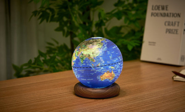 Gingko Design Atlas Globe Mini