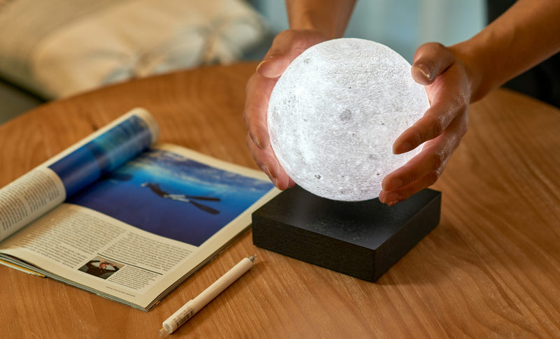 Gingko Design Smart Moon Lamp