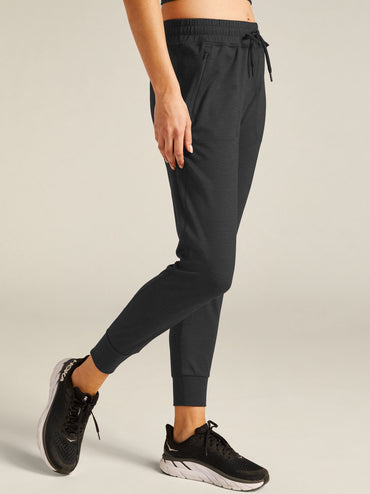 Beyond Yoga Heather Rib Street Jogger Black Heather