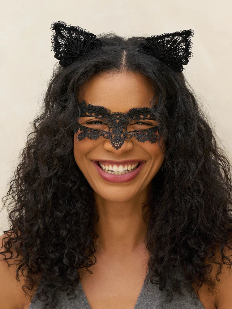 Kit.Sch Black Cat Lace Headband & Mask 2pc Set