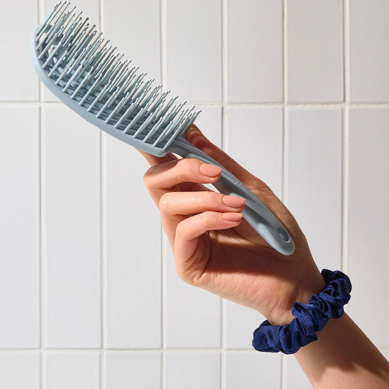 Kit.Sch Haze Blue Detangling Flexi Brush