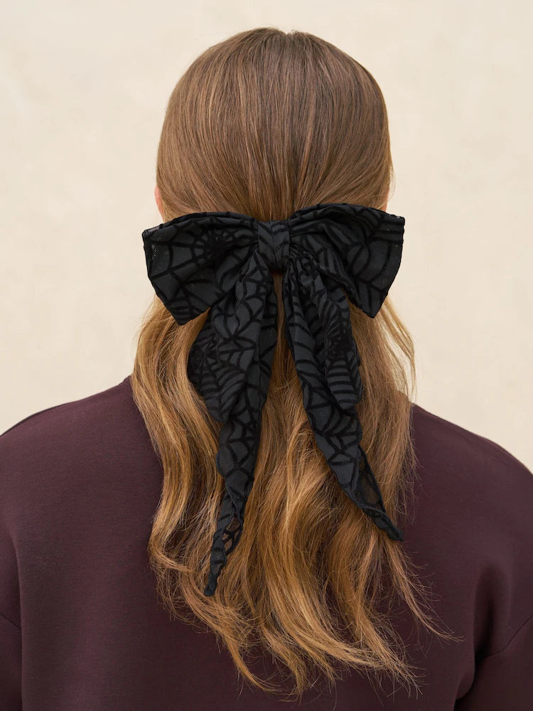 Kit.Sch Spiderweb Bow Hair Clip