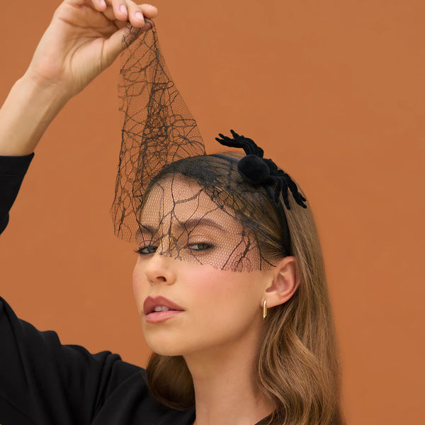 Kit.Sch Spiderweb Veil Headband