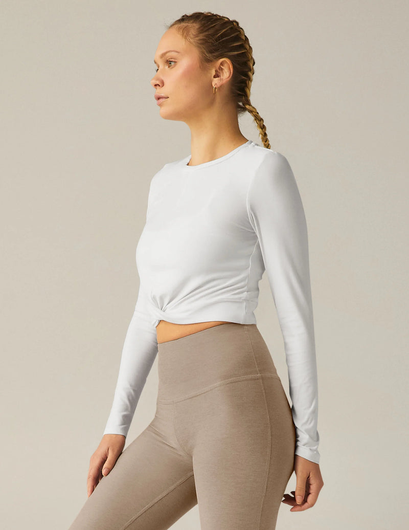 Beyond Yoga Featherweight Center Stage Cropped Long Sleeve Cloud White