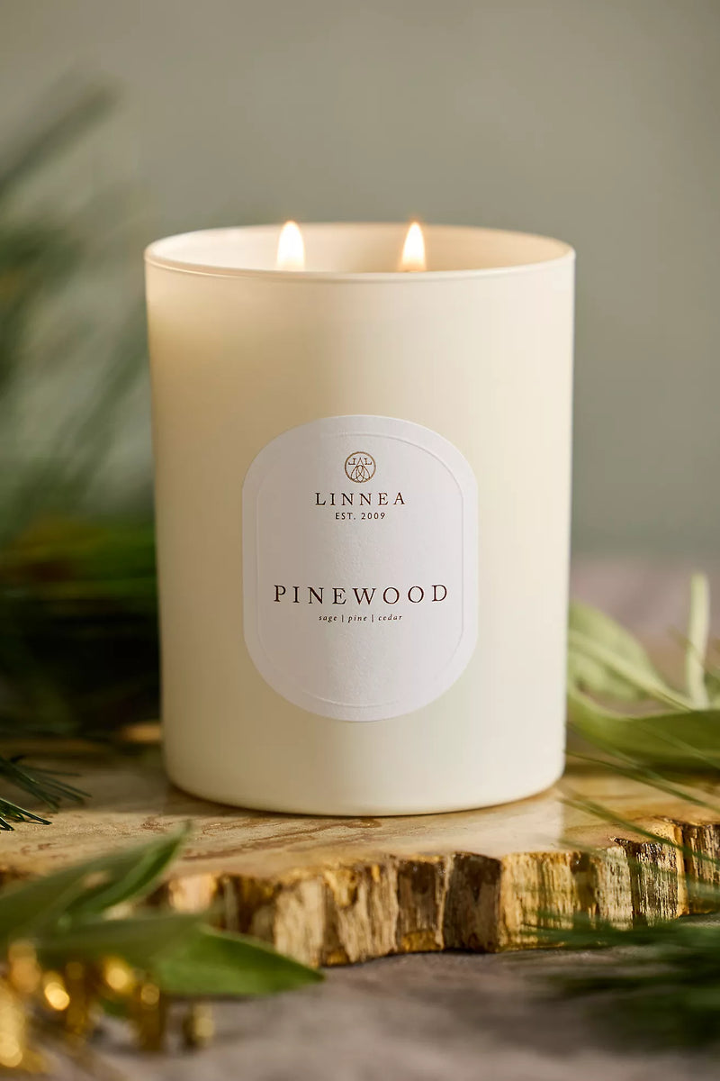 Linnea's Lights 2-Wick Pinewood