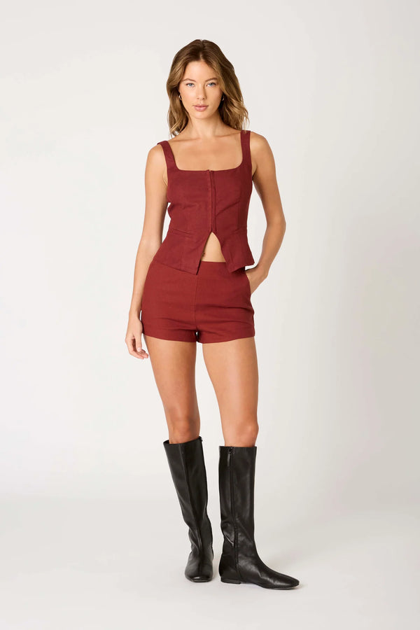 NIA Brice Vest Henna
