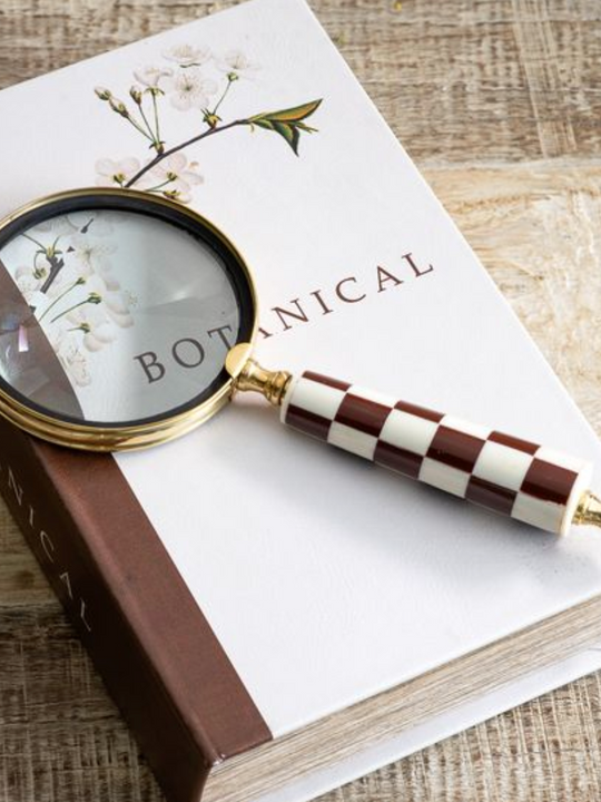 PD Home + Garden Brown Check Magnifying Glass