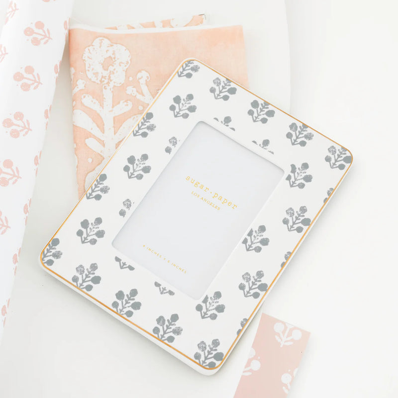 Sugar Paper Frame, Slate Floral