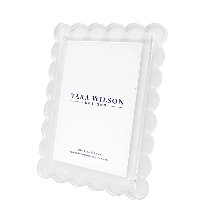 Tara Wilson Designs Scallop Frame - White