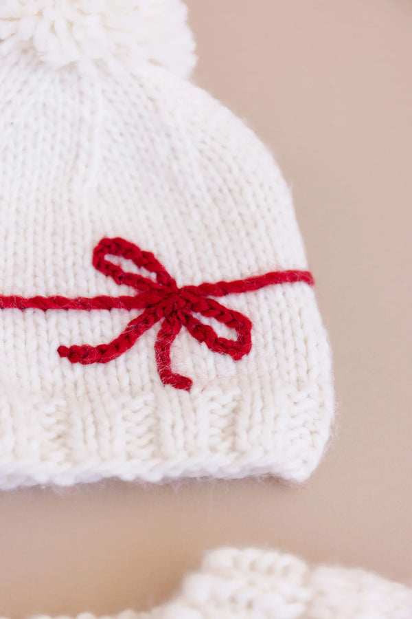 The Blueberry Hill Present Hat, Cream/Red