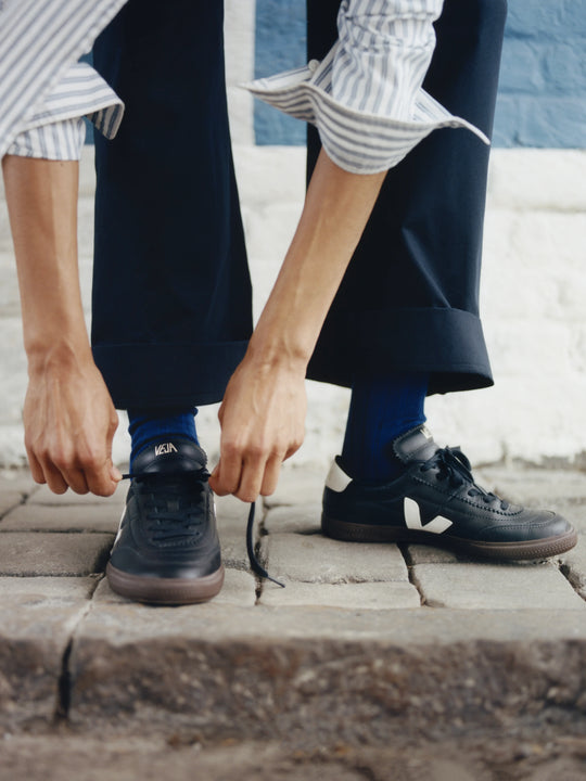 VEJA Panenka O.T Leather Black_White