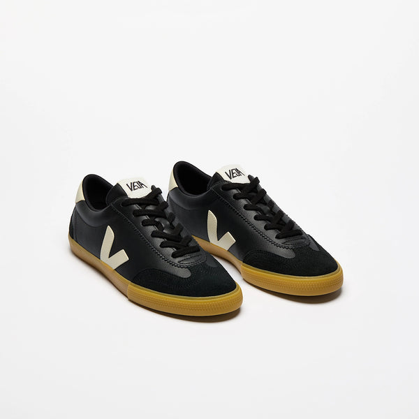 VEJA Volley O.T. Leather Black_Pierre