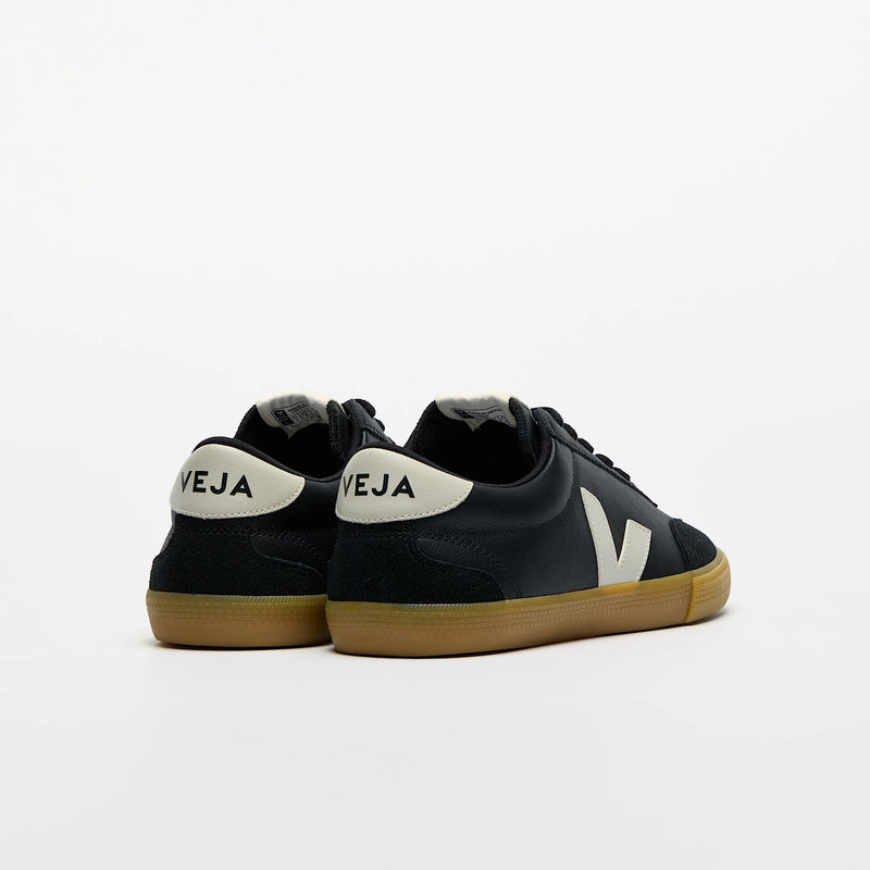 VEJA Volley O.T. Leather Black_Pierre