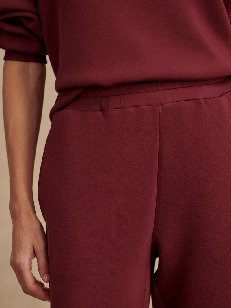 Varley The Slim Cuff Pant 27.5 - New Maroon