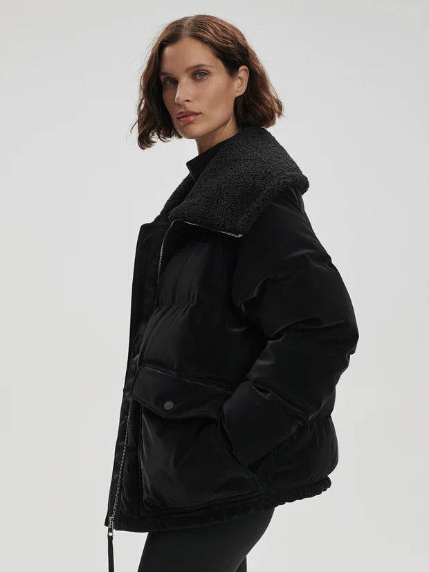 Varley Roseville Down Jacket Black