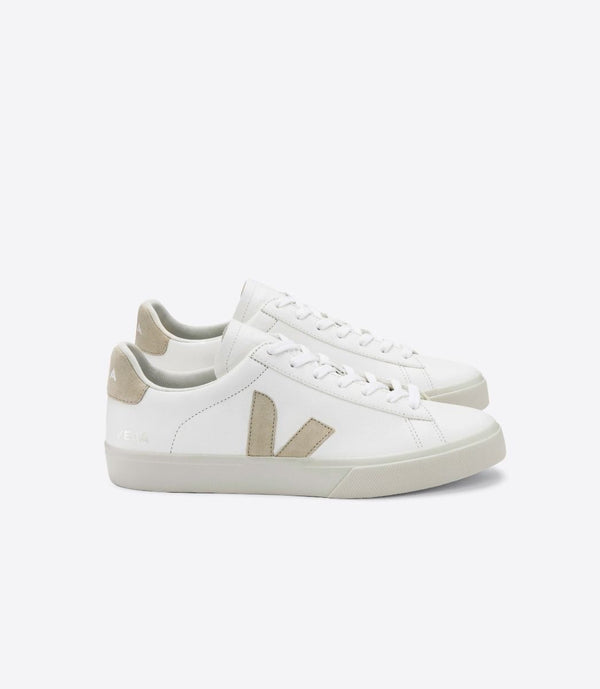 VEJA Campo Chfree Extra White Almond