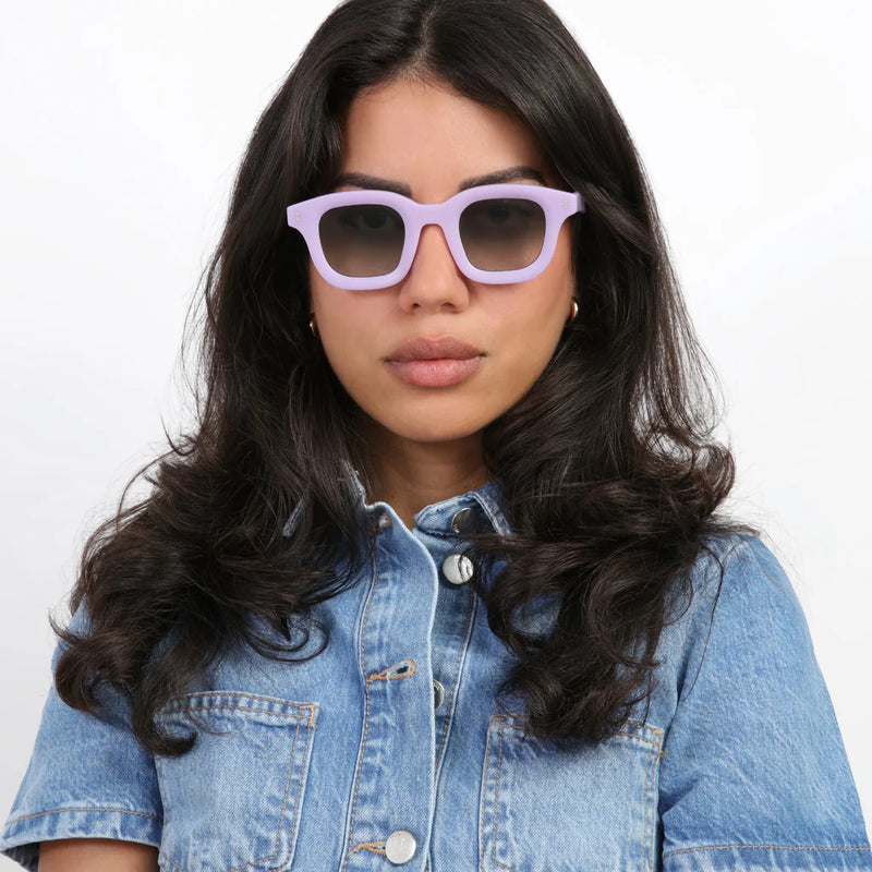 illesteva George Matte Lilac w/ Olive Flat Gradient