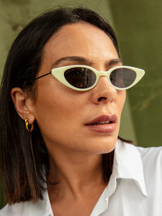 illesteva Marianne Mint/Matte Black w/ Grey Flat Lenses