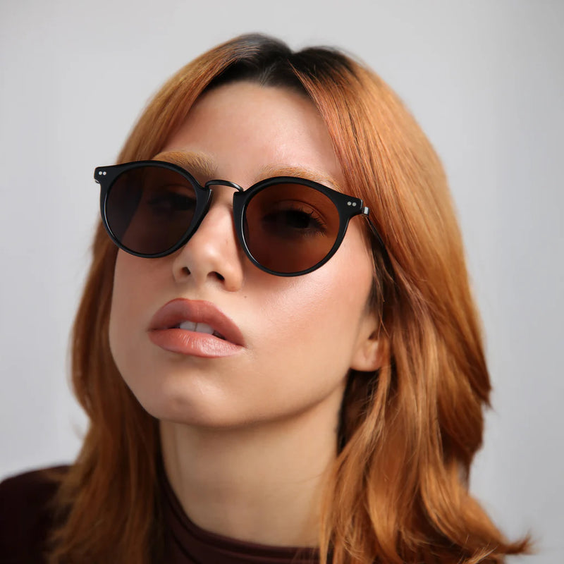 illesteva Portofino Black w/ Brown Lenses