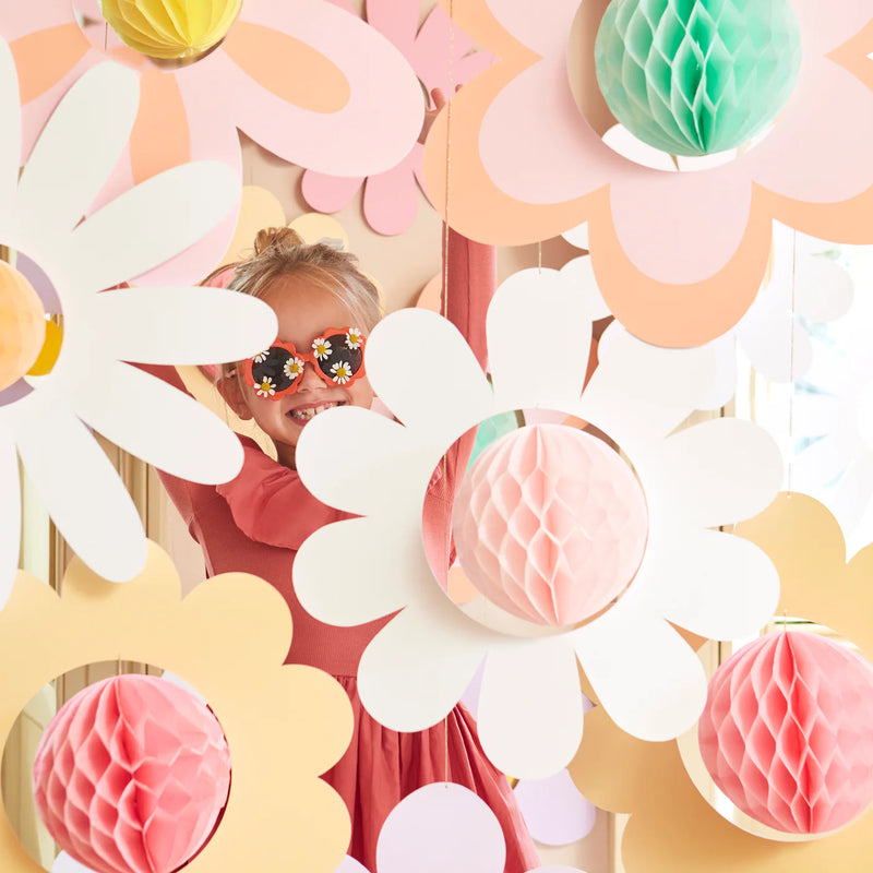 Meri Meri Groovy Flower Hanging Decorations