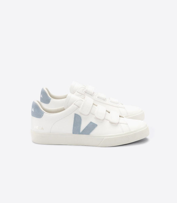 Veja Fair Trade Recife Chromefree Leath Extra White Steel