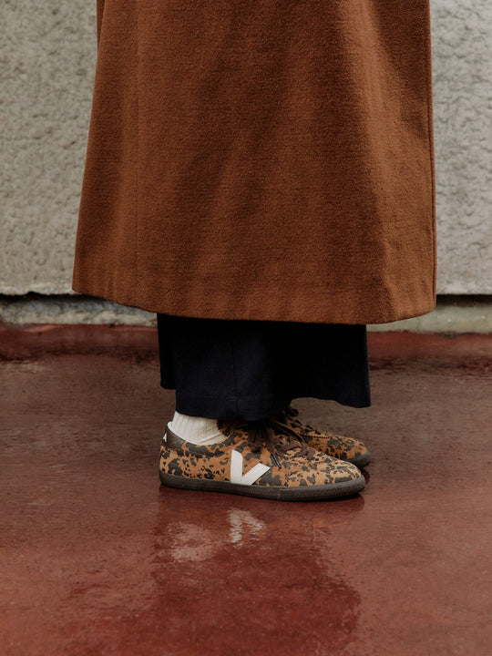 VEJA Panenka Suede Camel Wild Country