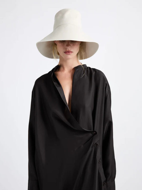 Janessa Leone Walker Off White