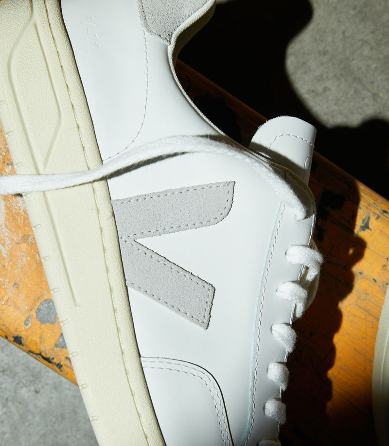 Veja Fair Trade V-12 Leather Extra White Light-Grey