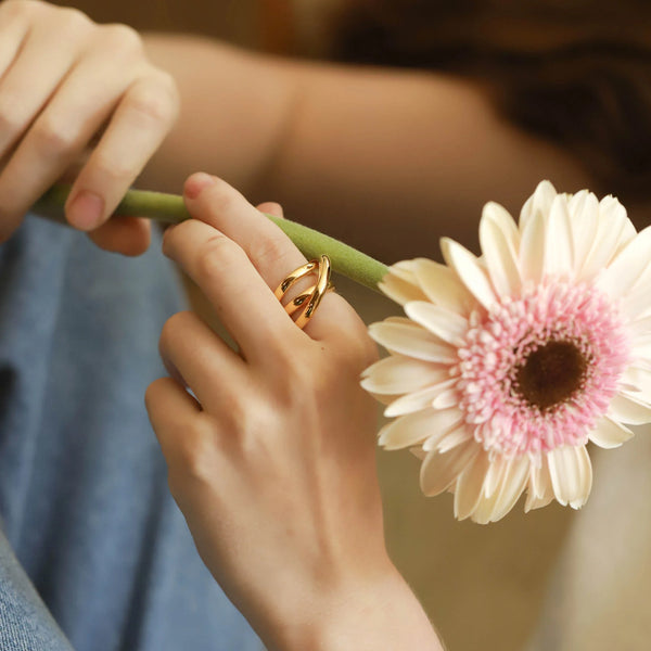 Tai Free size simple gold triple open ring (Brass)