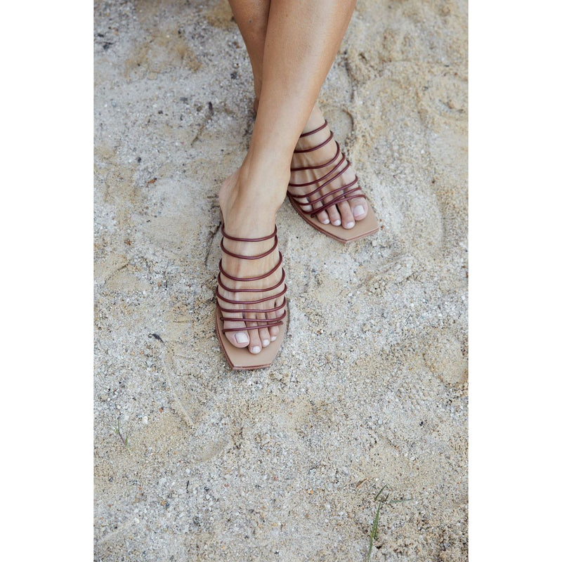 St Agni Ines Sandal Earth