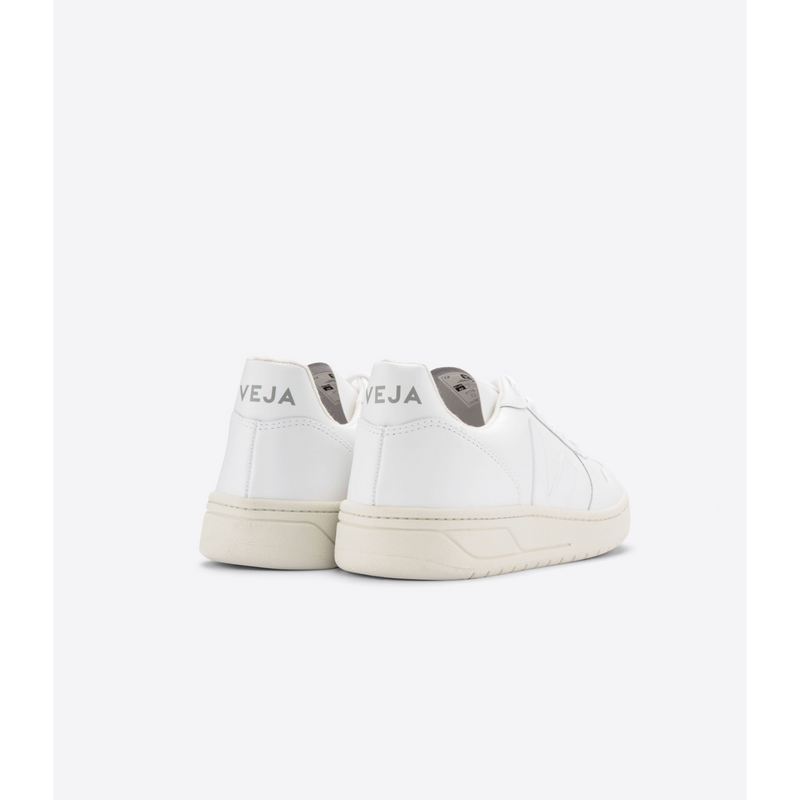 Veja Fair Trade V10 Extra White