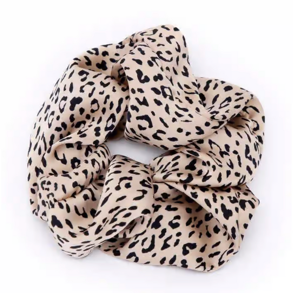 Kit.Sch Eco-Friendly Brunch Scrunchie - Leopard